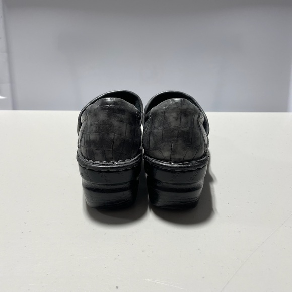 BOC Born Peggy Gray Croc Skin Embossed Slip On Wedge Clog Women Size 7.5 - Picture 6 of 7